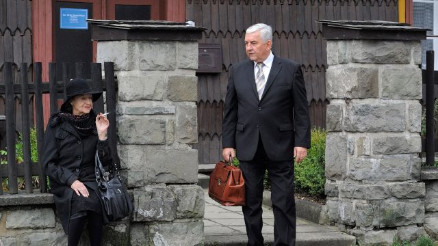 Doktor Martin 2, O jezevcích a lidech