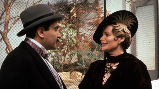 Hercule Poirot, Podivná loupež